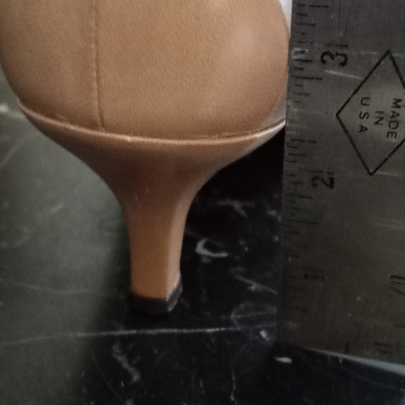 FERRAGAMO 8.5 B Width - Picture 5 of 9